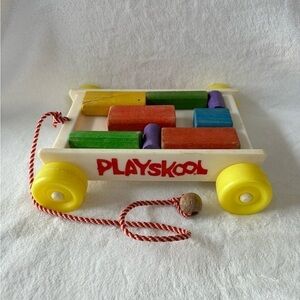 Vintage 1970’s Playskool pull wagon